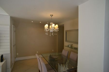 Sala de apartamento à venda com 4 quartos, 247m² em Barra da Tijuca, Rio de Janeiro