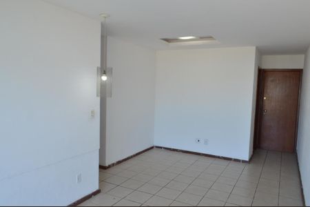 Apartamento para alugar com 85m², 3 quartos e 1 vaga Apartamento para alugar com 85m², 3 quartos e 1 vagaSala