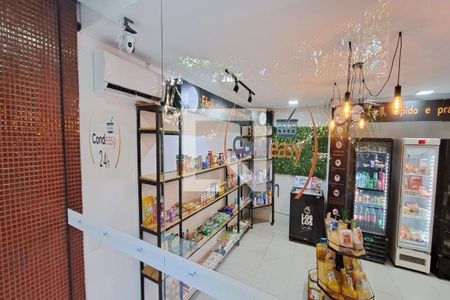 Apartamento para alugar com 85m², 3 quartos e 1 vaga Apartamento para alugar com 85m², 3 quartos e 1 vagaÁrea comum - Mini Mercado