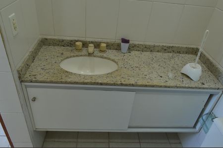 Apartamento para alugar com 85m², 3 quartos e 1 vaga Apartamento para alugar com 85m², 3 quartos e 1 vagaBanheiro