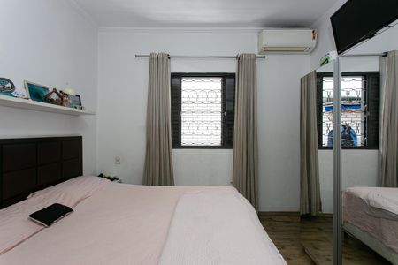 Casa à venda com 128m², 2 quartos e 2 vagasSuíte