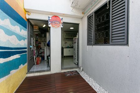 Casa à venda com 128m², 2 quartos e 2 vagasQuintal