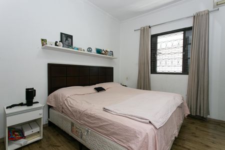 Casa à venda com 128m², 2 quartos e 2 vagasSuíte