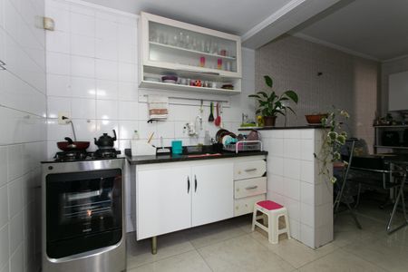 Casa à venda com 128m², 2 quartos e 2 vagasCozinha