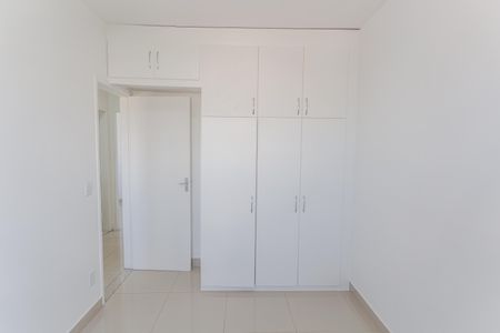 Apartamento à venda com 76m², 3 quartos e 1 vagaQuarto 2