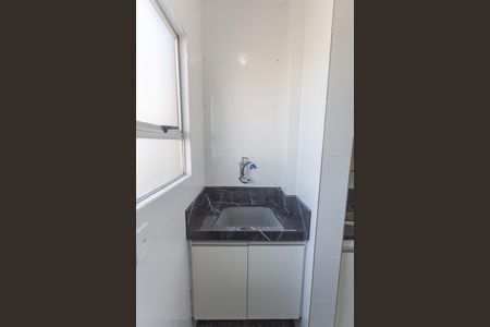Apartamento à venda com 76m², 3 quartos e 1 vagaÁrea de Serviço