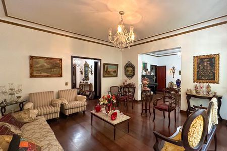 Apartamento à venda com 170m², 3 quartos e 1 vagaSala