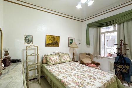 Apartamento à venda com 170m², 3 quartos e 1 vagaQuarto 01