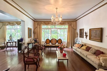 Apartamento à venda com 170m², 3 quartos e 1 vagaSala