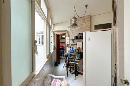 Apartamento à venda com 170m², 3 quartos e 1 vagaÁrea de Serviço