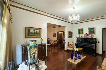 Apartamento à venda com 170m², 3 quartos e 1 vagaSala