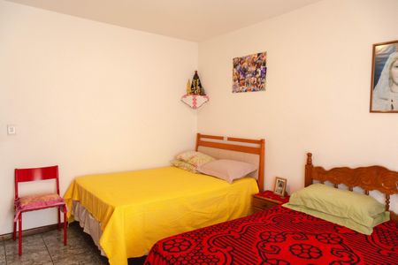 Casa à venda com 156m², 3 quartos e 2 vagasQuarto 1