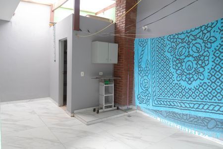 Casa à venda com 156m², 3 quartos e 2 vagasÁrea de Serviço