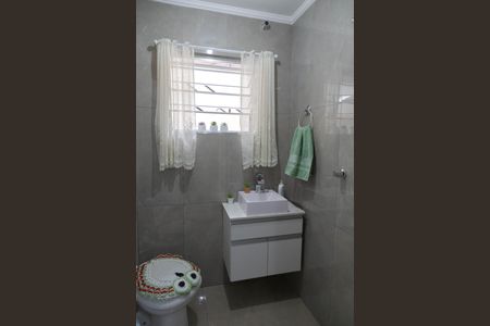 Casa à venda com 156m², 3 quartos e 2 vagasLavabo