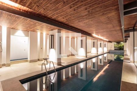 Studio para alugar com 28m², 1 quarto e sem vaga Studio para alugar com 28m², 1 quarto e sem vagaÁrea comum - Piscina