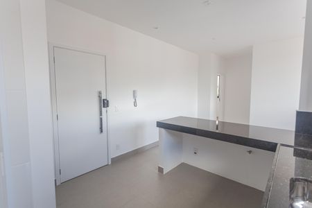 Apartamento à venda com 61m², 2 quartos e 2 vagas Apartamento à venda com 61m², 2 quartos e 2 vagasCozinha/Área de Serviço