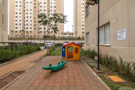 Apartamento à venda com 32m², 2 quartos e sem vagaÁrea comum