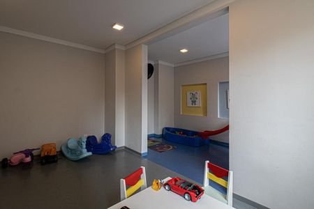 Apartamento à venda com 32m², 2 quartos e sem vagaÁrea comum