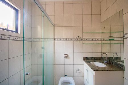 Apartamento para alugar com 97m², 3 quartos e 2 vagasBanheiro do quarto 3