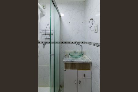 Apartamento à venda com 59m², 2 quartos e 1 vaga Apartamento à venda com 59m², 2 quartos e 1 vagaBanheiro