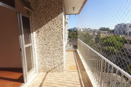 Apartamento à venda com 130m², 3 quartos e 2 vagasVaranda