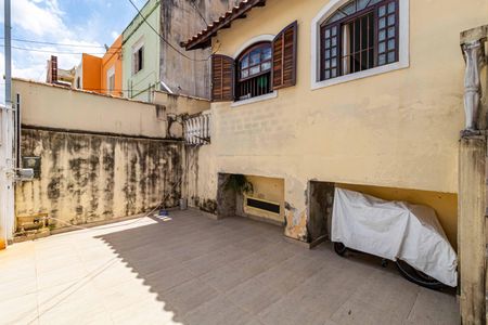 Casa à venda com 150m², 3 quartos e 2 vagas Casa à venda com 150m², 3 quartos e 2 vagasGaragem