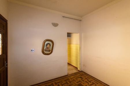 Casa à venda com 308m², 5 quartos e 2 vagas Casa à venda com 308m², 5 quartos e 2 vagasSala