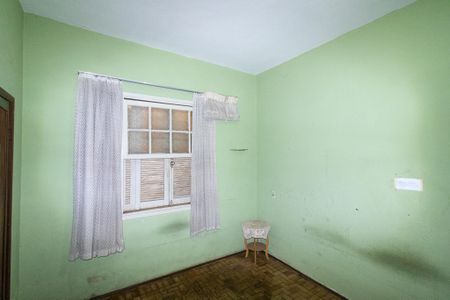 Casa à venda com 308m², 5 quartos e 2 vagas Casa à venda com 308m², 5 quartos e 2 vagasQuarto 3