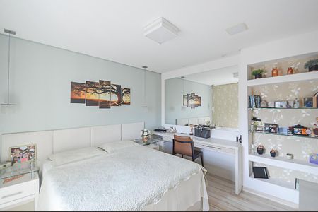 Apartamento à venda com 240m², 4 quartos e 3 vagasQuarto Suíte