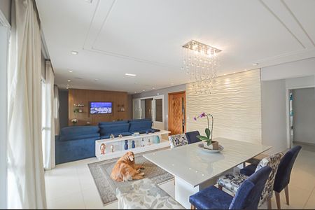 Apartamento à venda com 240m², 4 quartos e 3 vagasSala