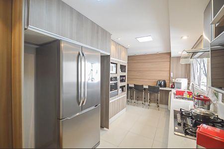 Apartamento à venda com 240m², 4 quartos e 3 vagasCozinha