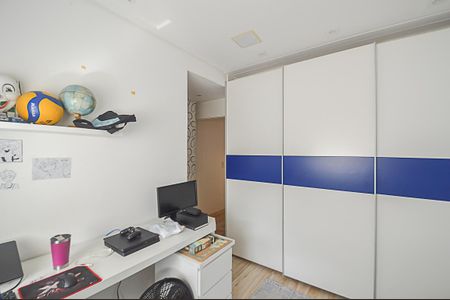 Apartamento à venda com 240m², 4 quartos e 3 vagasQuarto 2 - Suíte