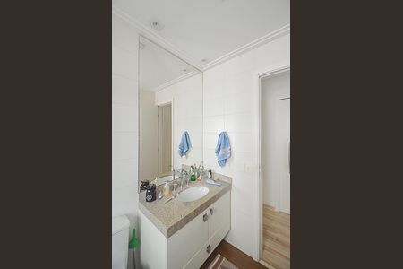 Apartamento à venda com 240m², 4 quartos e 3 vagasBanheiro da Suíte 3