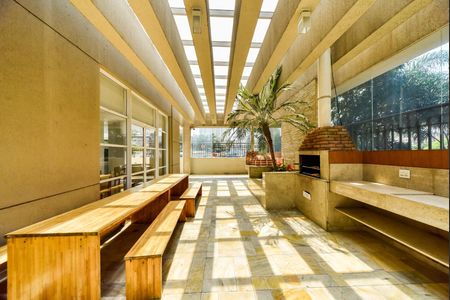 Apartamento à venda com 240m², 4 quartos e 3 vagasÁrea comum - Churrasqueira