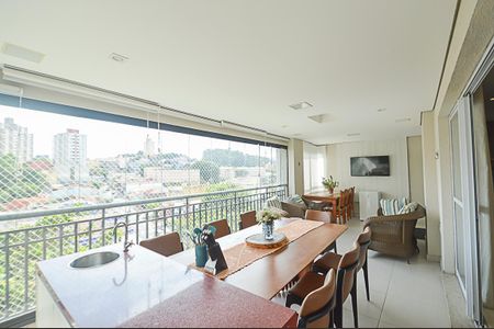 Apartamento à venda com 240m², 4 quartos e 3 vagasVaranda gourmet
