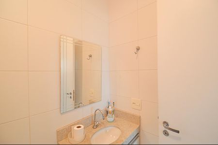Apartamento à venda com 240m², 4 quartos e 3 vagasBanheiro de serviço
