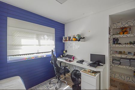 Apartamento à venda com 240m², 4 quartos e 3 vagasQuarto 2 - Suíte