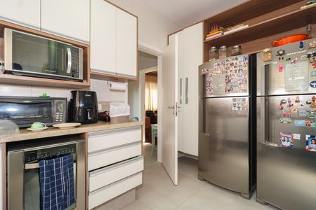 Apartamento à venda com 240m², 3 quartos e 3 vagasCozinha