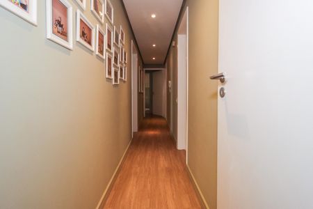 Apartamento à venda com 240m², 3 quartos e 3 vagasCorredor