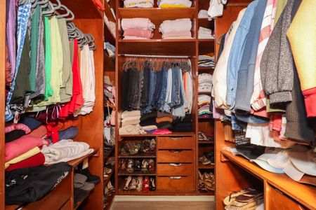 Apartamento à venda com 240m², 3 quartos e 3 vagasCloset da Suíte 1