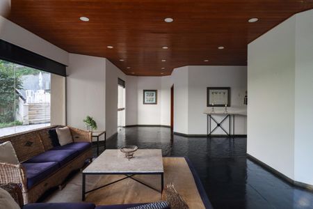 Apartamento à venda com 240m², 3 quartos e 3 vagasÁrea comum - Salão de festas