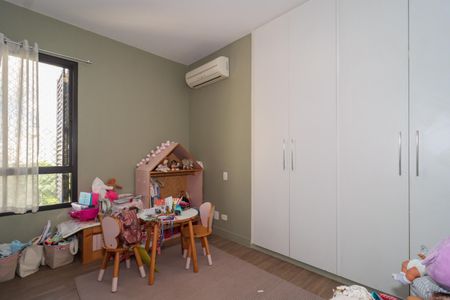 Apartamento à venda com 240m², 3 quartos e 3 vagasQuarto 3