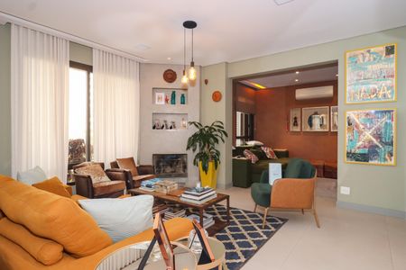 Apartamento à venda com 240m², 3 quartos e 3 vagasSala