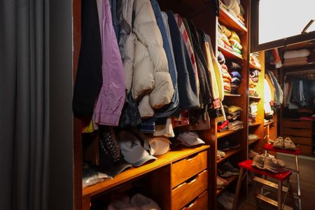 Apartamento à venda com 240m², 3 quartos e 3 vagasCloset da Suíte 1