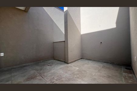 Apartamento à venda com 107m², 2 quartos e 2 vagas Apartamento à venda com 107m², 2 quartos e 2 vagasTerraço