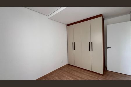 Apartamento à venda com 107m², 2 quartos e 2 vagas Apartamento à venda com 107m², 2 quartos e 2 vagasQuarto 2