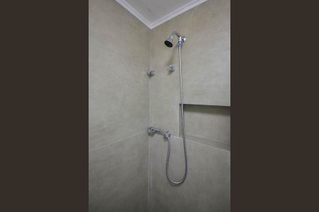 Apartamento à venda com 70m², 1 quarto e 2 vagasChuveiro do Banheiro