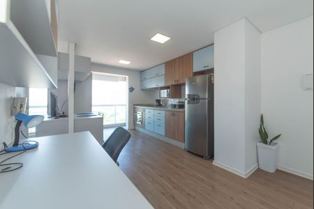 Apartamento para alugar com 33m², 1 quarto e 1 vaga Apartamento para alugar com 33m², 1 quarto e 1 vagaEscritório