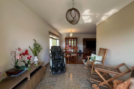 Apartamento à venda com 196m², 4 quartos e 2 vagasSala