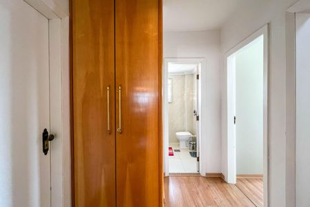 Apartamento à venda com 196m², 4 quartos e 2 vagasHall
